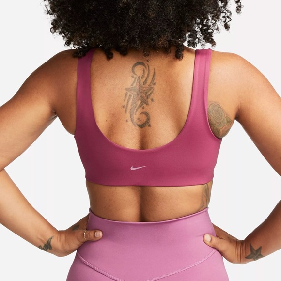 Nike Women’s One Scoop Lightly Lined U-Neck Sport Bra M - Picture 3 of 7